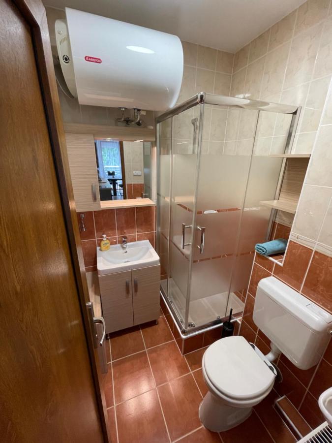 Levi'S Wellness Apartman Siófok Buitenkant foto