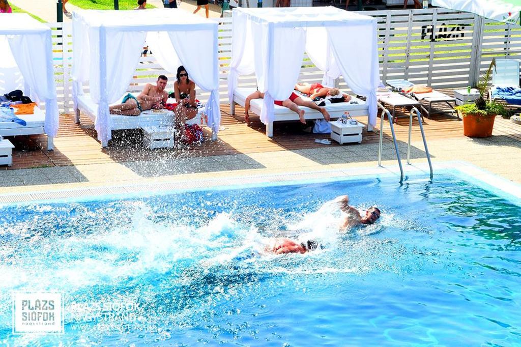 Levi'S Wellness Apartman Siófok Buitenkant foto