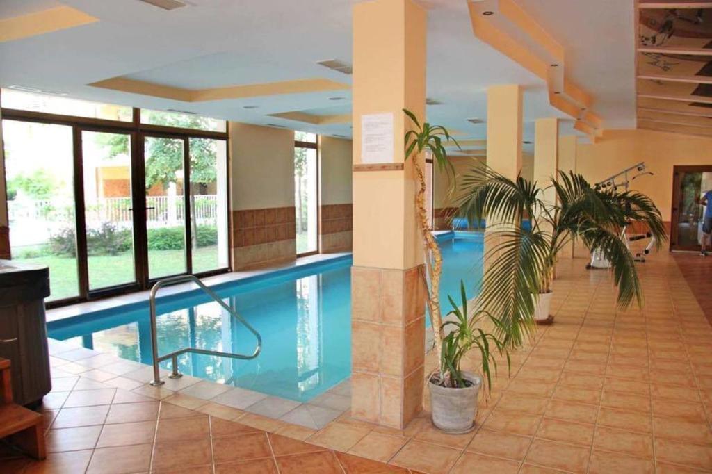 Levi'S Wellness Apartman Siófok Buitenkant foto